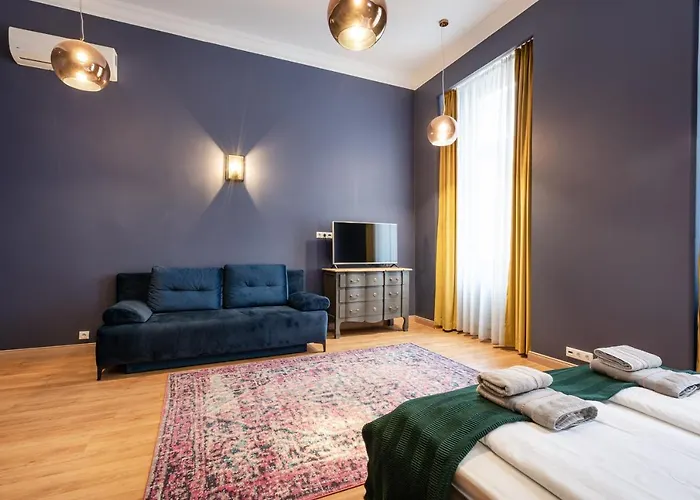 The Pearl Of The Heart Of Budapest