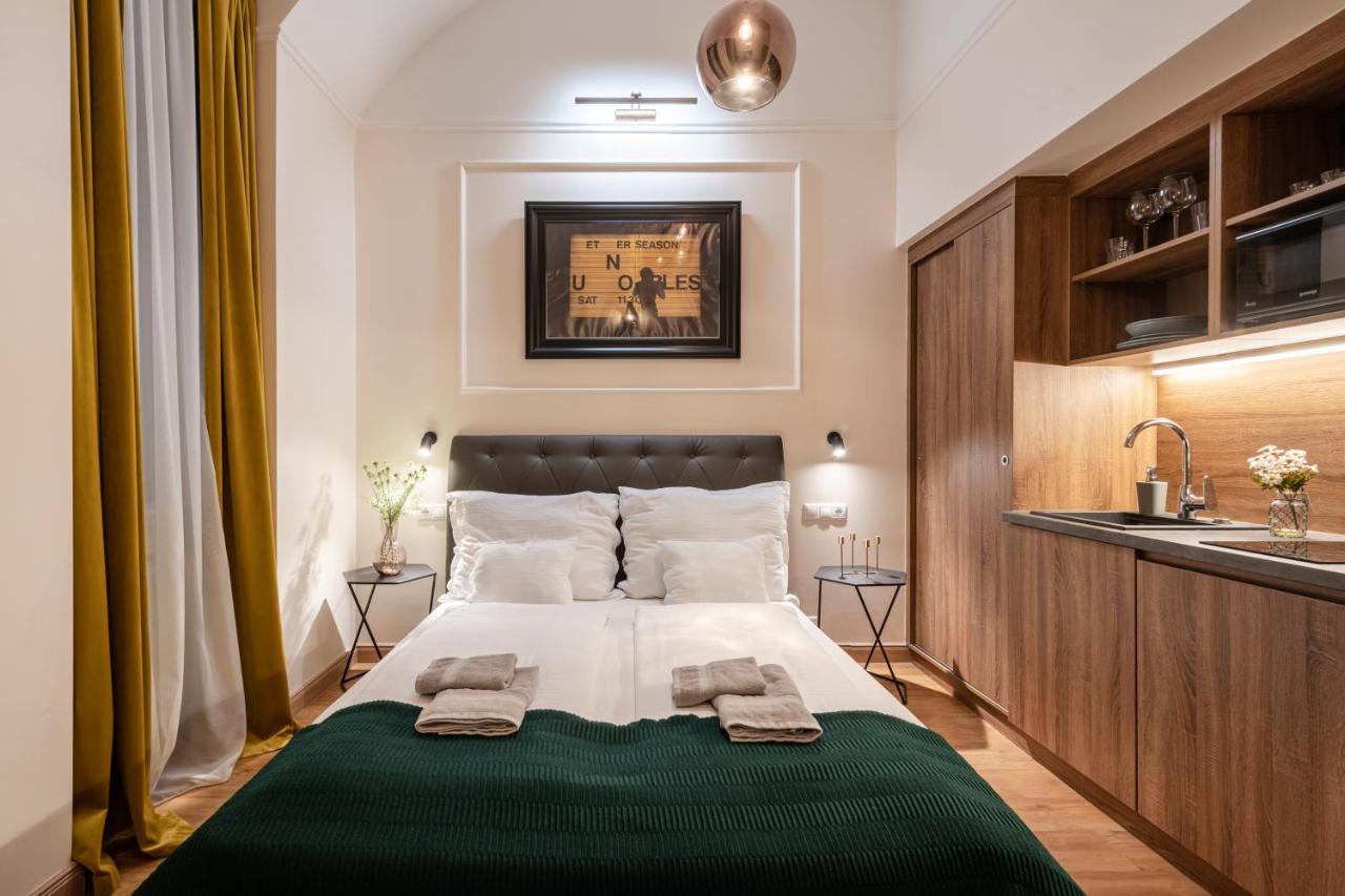 The Pearl Of The Heart Of Apartment Budapest
