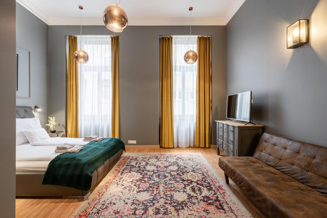 The Pearl Of The Heart Of Apartment Budapest