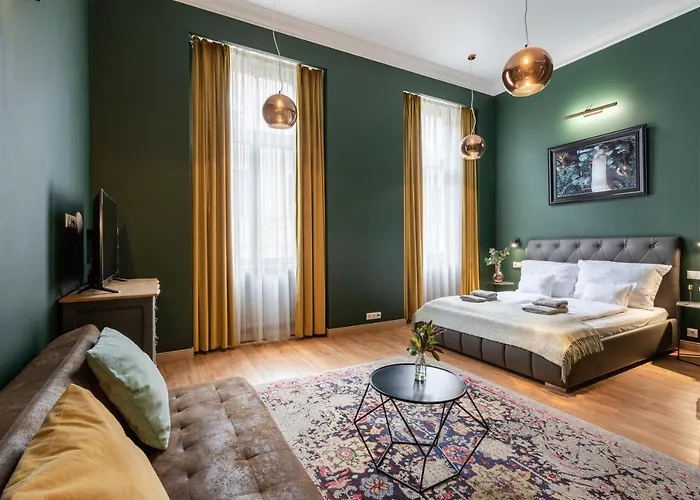 The Pearl Of The Heart Of Budapest
